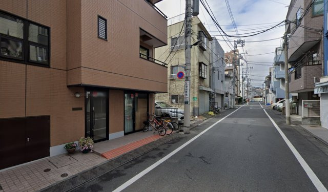 板橋区熊野町の店舗事務所の外観