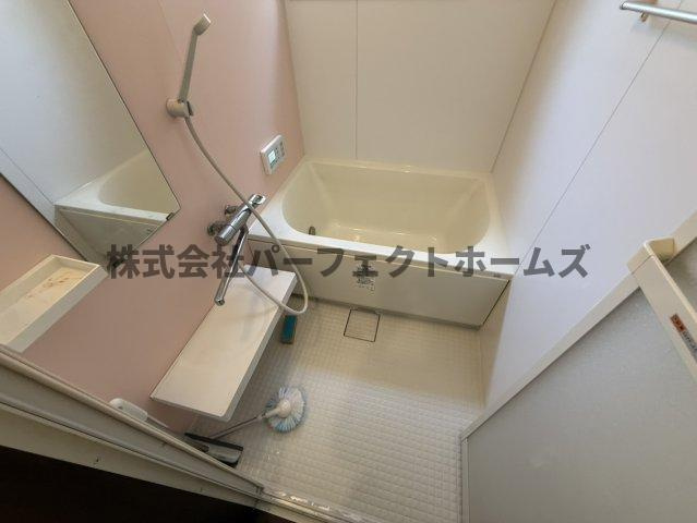 養父丘2丁目戸建　賃貸の浴室|きれいなお風呂です