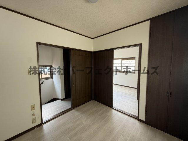 養父丘2丁目戸建　賃貸の洋室|きれいな洋室です