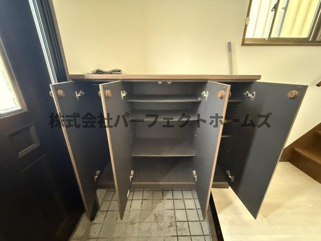 養父丘2丁目戸建　賃貸の収納|たっぷりとした収納スペースです
