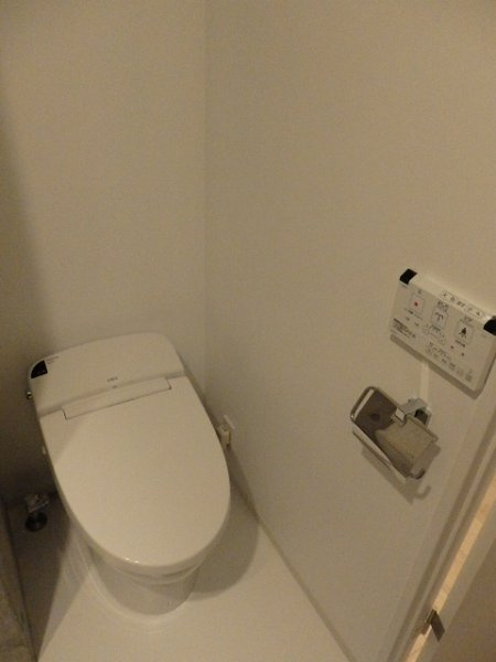 新品家具付きマンション下目黒6(KaGood東京)のトイレ