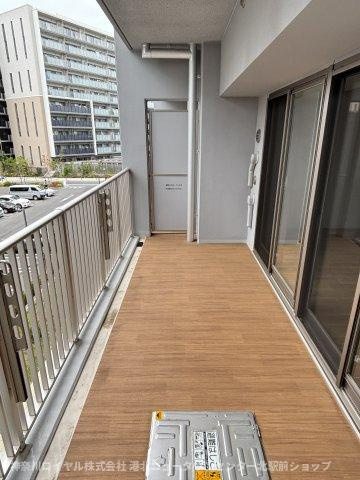 【バルコニー】