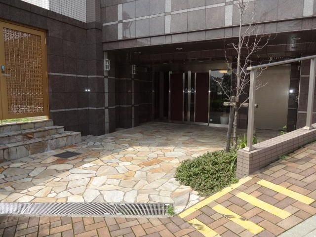 日神デュオステージ田端のエントランス
