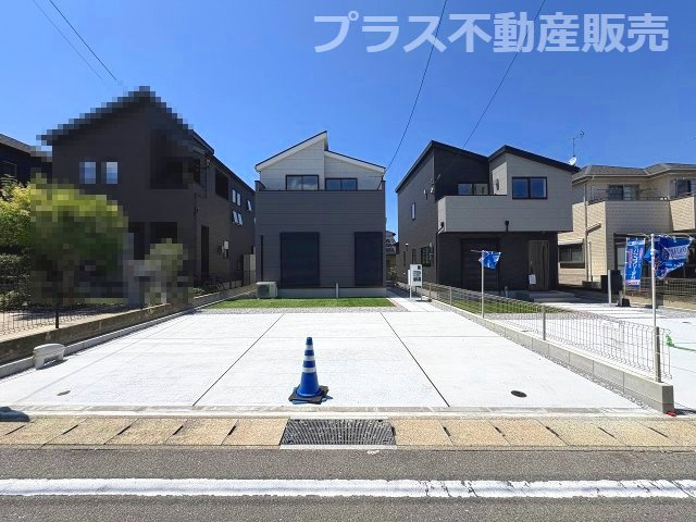 【外観】 | 大野城市若草2丁目26-1期　1号棟（全2棟）【仲介手数料無料・0円】 | 現地写真。プラス不動産販売なら、現場の全ての棟をまとめてご見学頂けます。
