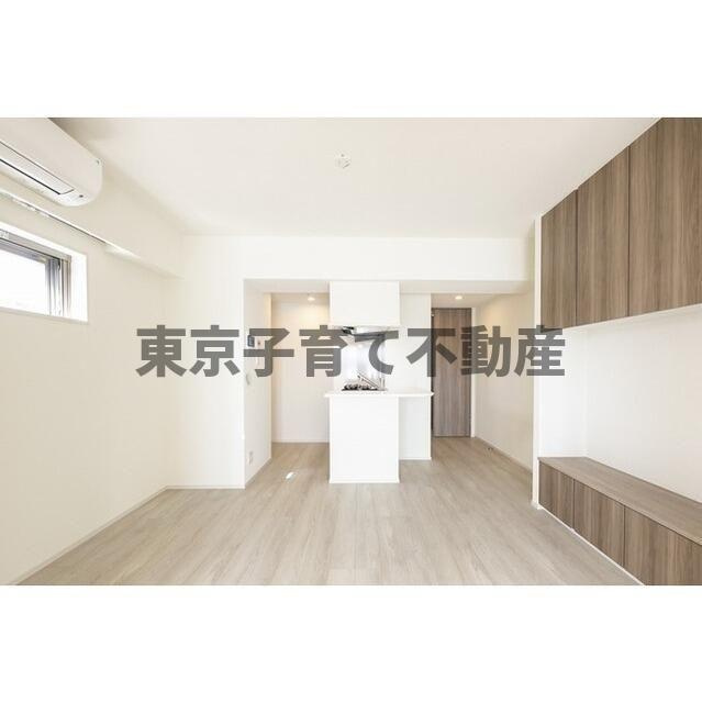 シェフルール新御徒町Ⅰの居間・リビング
