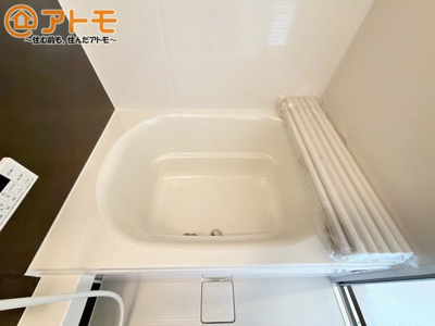 【浴室】 | 富士宮市羽鮒　中古戸建て　全1棟