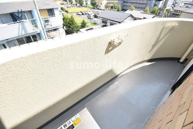 秀栄ハイツ武庫之荘のバルコニー