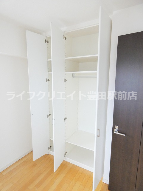 レジデンス八王子明神町の収納