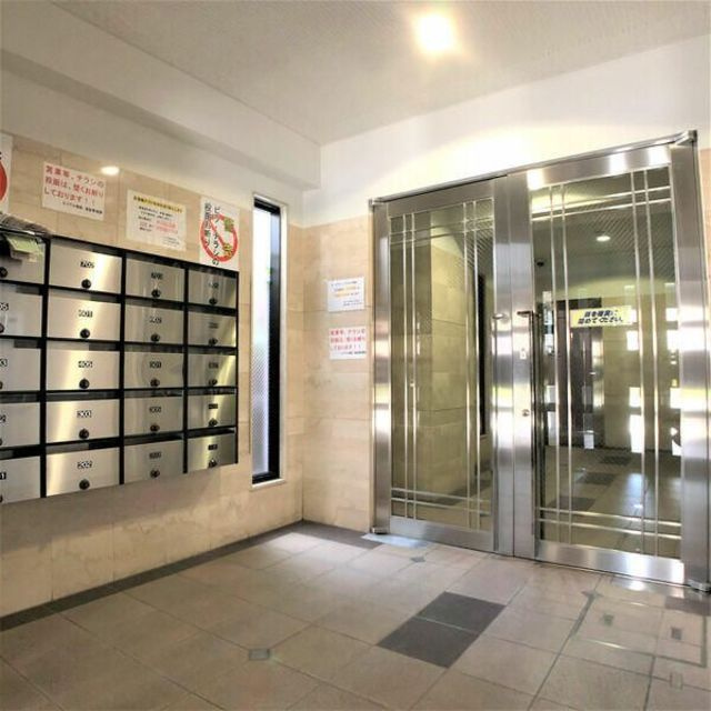 ＩＴＯＨ弐番館のロビー