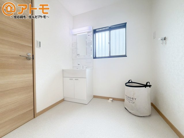 【独立洗面台】 | 富士宮市羽鮒　中古戸建て　全1棟