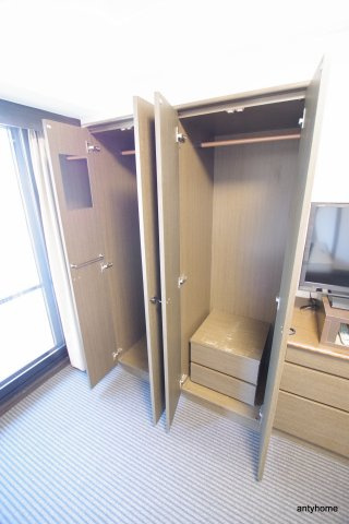 ミールズ新大阪　仲介手数料無料の収納
