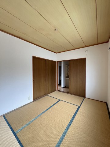 タウンハタガサキＡ棟の和室