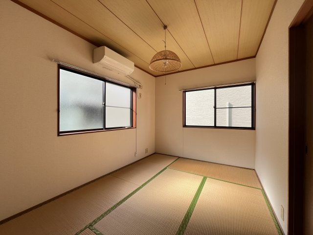 タウンハタガサキA棟の和室