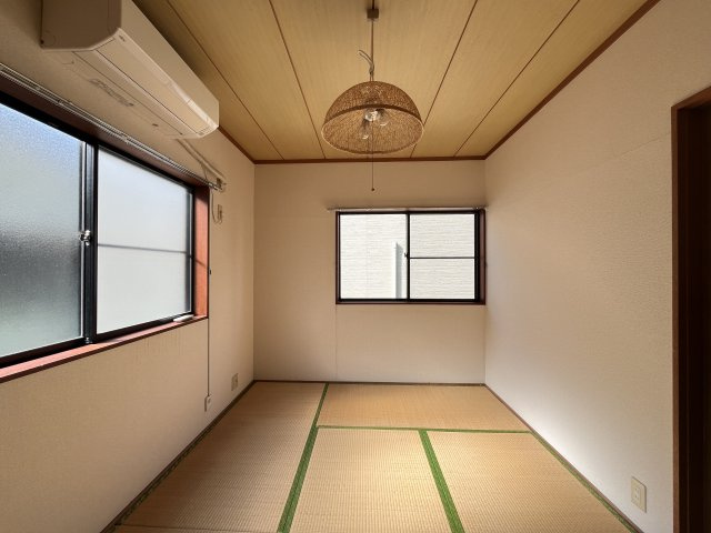 タウンハタガサキA棟の和室
