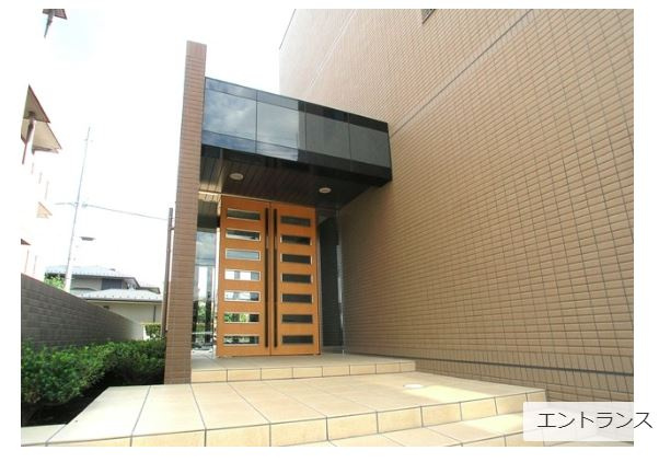 プレミアムプラスみなみ野Ⅰのエントランス