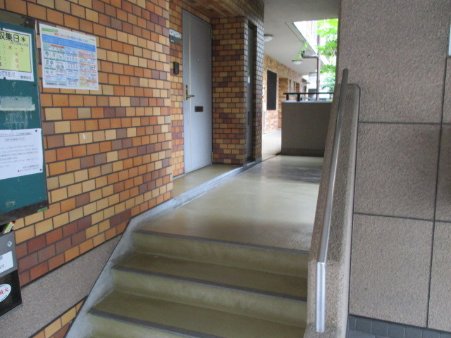 大阪市東淀川区上新庄２丁目のマンション
