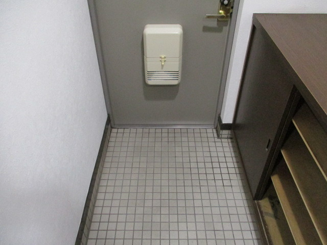 大阪市東淀川区上新庄２丁目のマンション