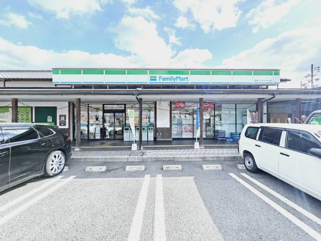 加東市南山土地②の周辺|「ファミリーマート」へ徒歩約15分