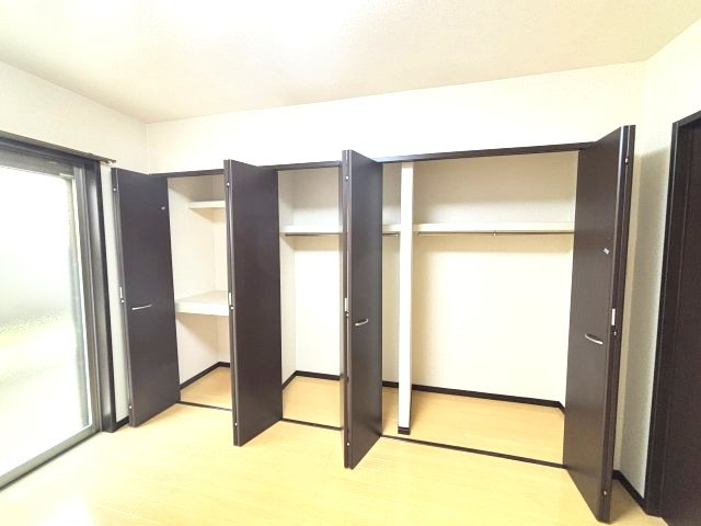 サンライズ中野の収納