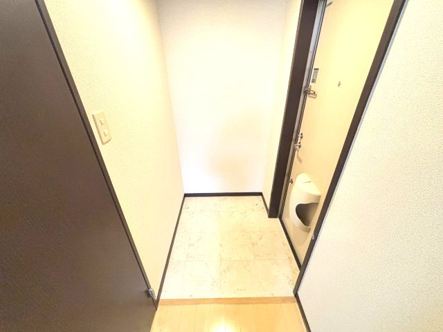 サンライズ中野の玄関