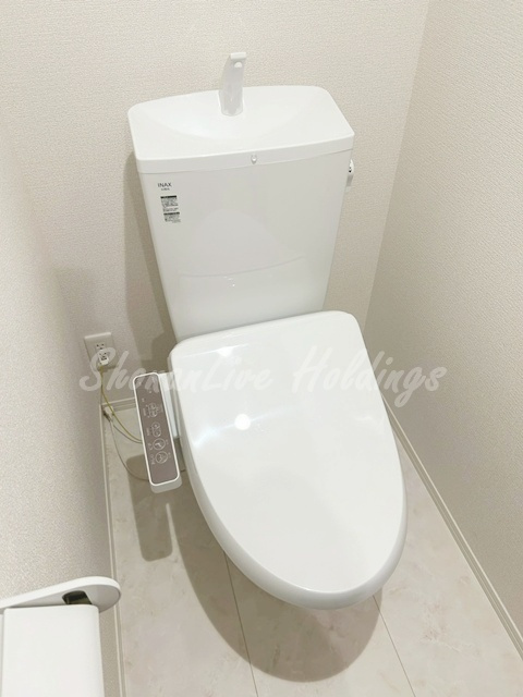 茅ヶ崎市東海岸北２丁目のアパートのトイレ