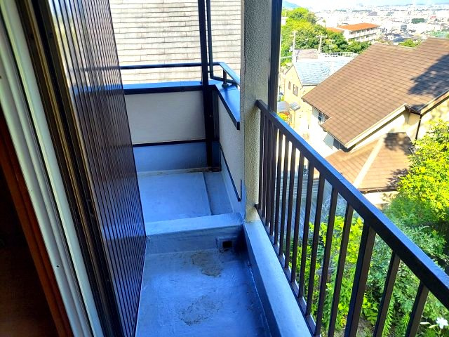 宝塚市平井山荘一戸建のバルコニー