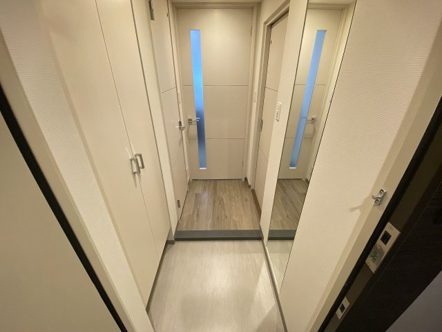 グランビスタ新神戸の玄関