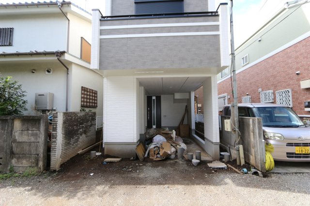 【Heartfull Town】小平市学園東町１丁目51番の外観|西武多摩湖線「一橋学園」駅徒歩5分・「青梅街道」駅徒歩16分
・JR武蔵野線「新小平」駅徒歩24分の2路線3駅利用可能な立地！
