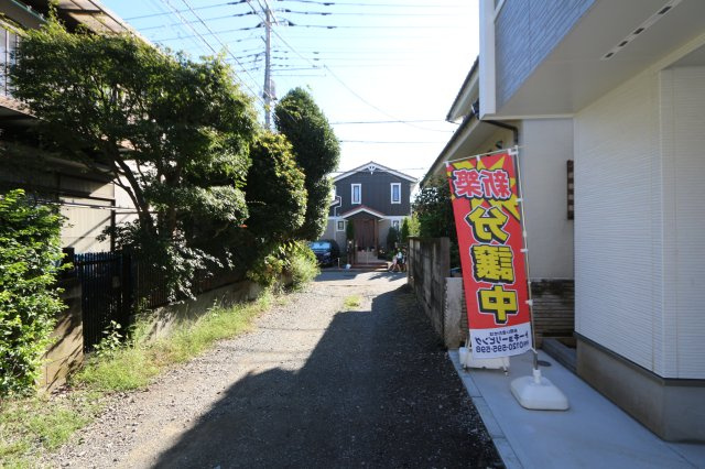 【Heartfull Town】小平市学園東町１丁目51番の外観|愛車を守るビルトインガレージ！アウトドア用品のお手入れにも便利です！　