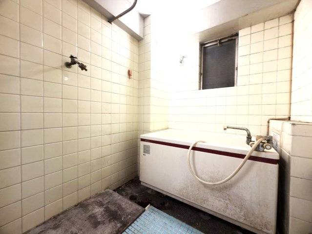 【浴室】 | 菱興洋光台マンション　洋光台駅徒歩約10分/南向きバルコニー/専有面積60㎡ | ◆お子様と一緒にバスタイムを楽しめる広々空間。浴室乾燥機付で心地よいバスタイムを実現します。
