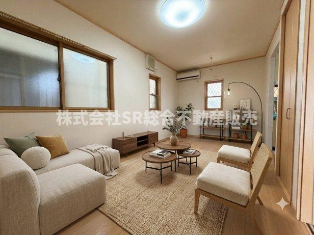 若江西新町1丁目中古戸建の居間・リビング|リビングは11.6帖♪家族団らんの時間を過ごせる空間です！（家具はCGによるイメージです。）