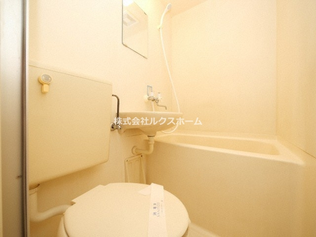 アパートメント摂津の浴室|お風呂で日々の疲れを落としましょう