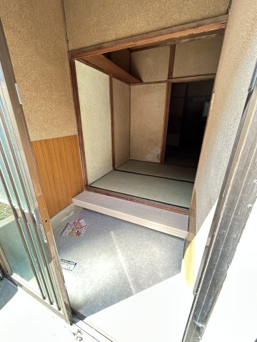 高石市加茂テラスの玄関