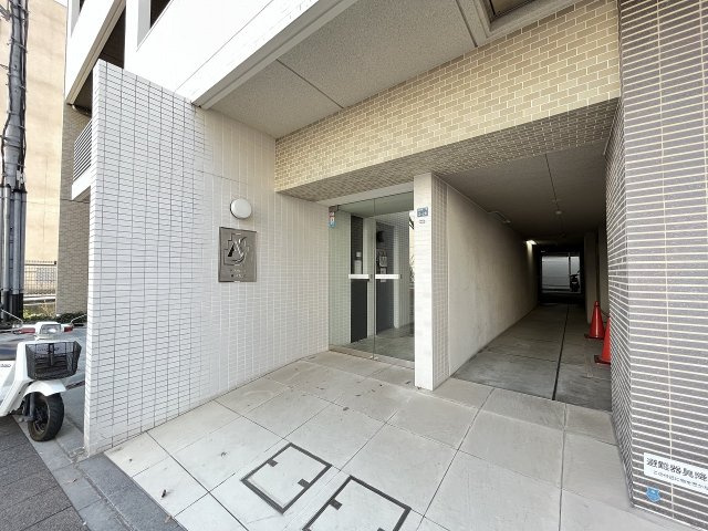 アスヴェル神戸駅前のエントランス