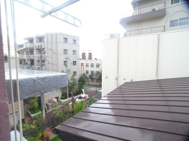 カーサフォルツァのロビー