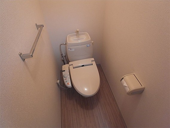ヴィラージュ甲南山手のトイレ