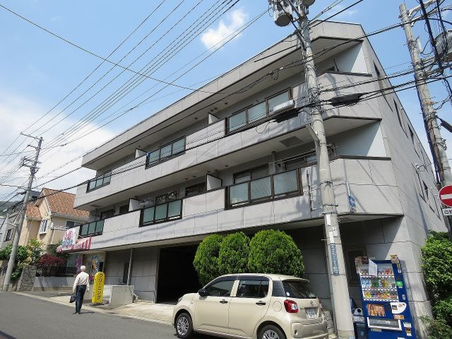 シャンテ本山の外観
