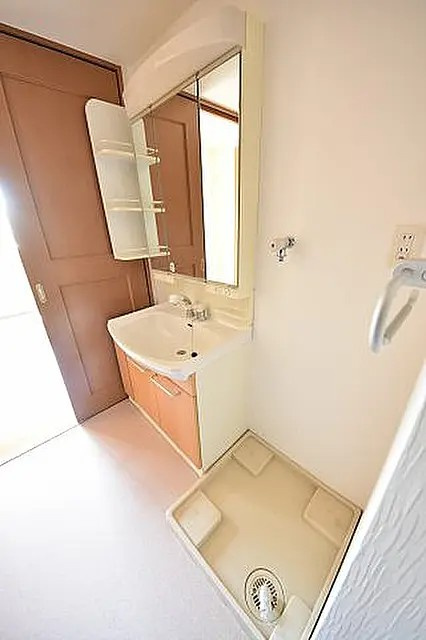 プレサンス神戸みなと元町の洗面所