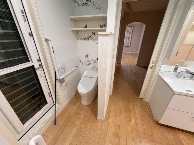下穂積戸建て貸家の玄関