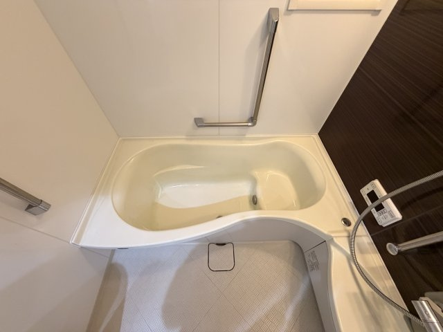 下穂積戸建て貸家の浴室