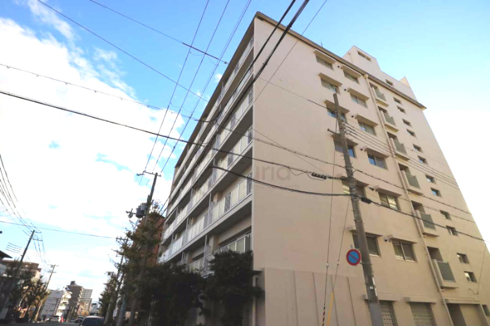 センターヒル岡本の外観