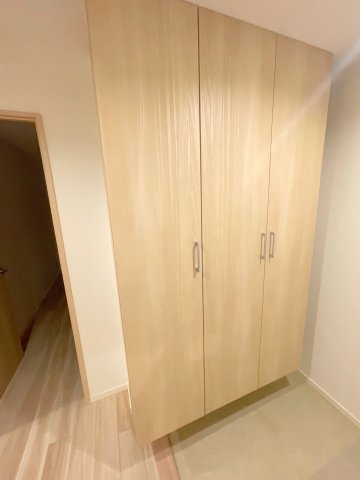 きよしケ丘サンビューハイツの収納|玄関横収納