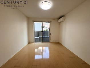 Y's court甲子園の寝室