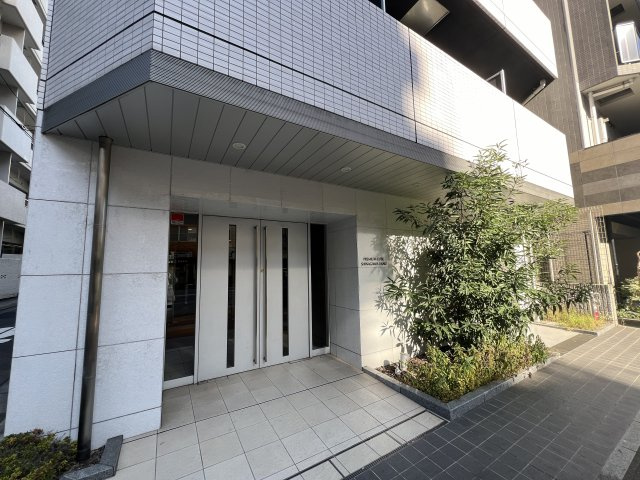 プレミアムキューブ品川大崎のエントランス