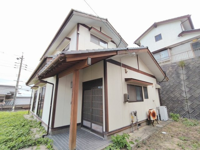 長府満珠町　リフォーム済中古住宅の外観