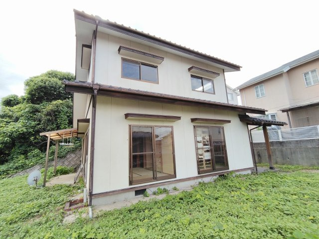 長府満珠町　リフォーム済中古住宅の外観