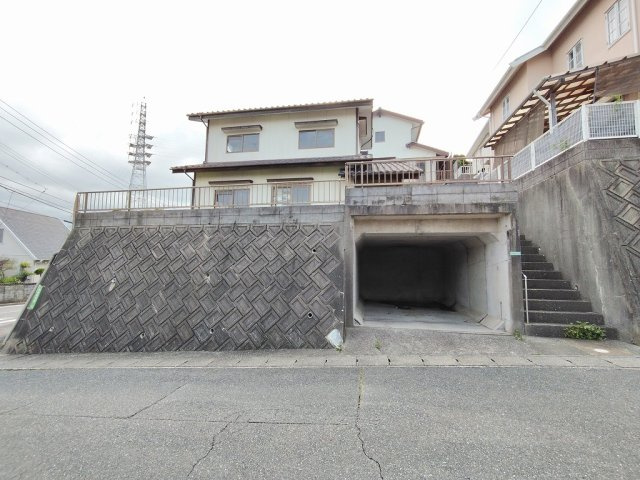 長府満珠町　リフォーム済中古住宅の外観