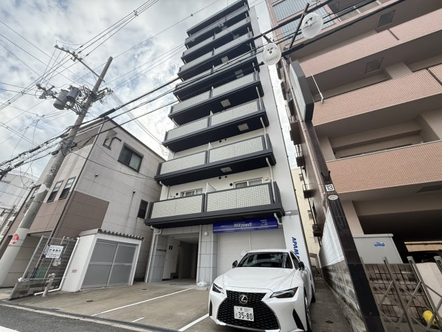 ELEGANCE長居の外観
