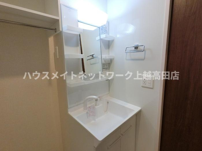 クレストの収納|ウォークインクローゼット