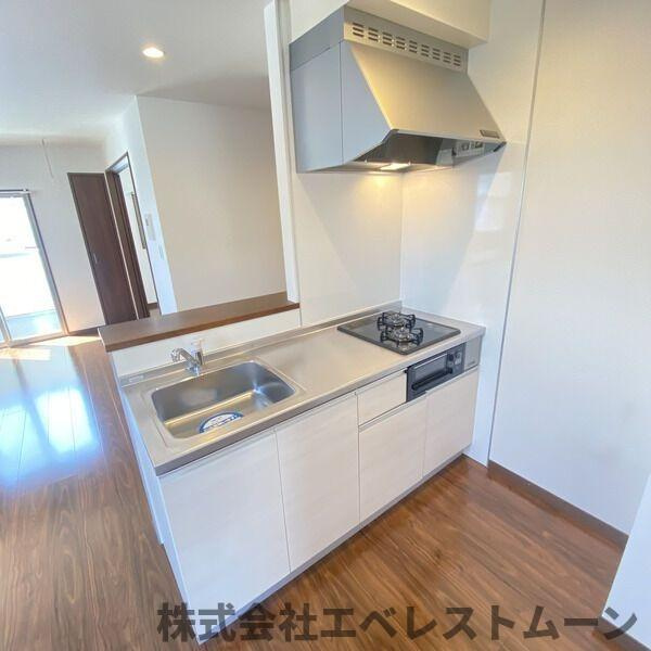 グランレーヴ東別院EASTのキッチン|キッチンでお料理をお楽しみください